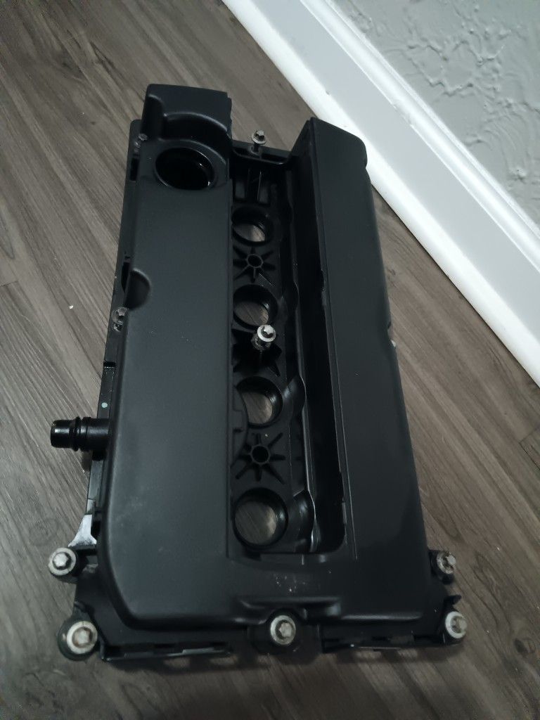Valve Cover For Chevy Cruze 2012 1.8