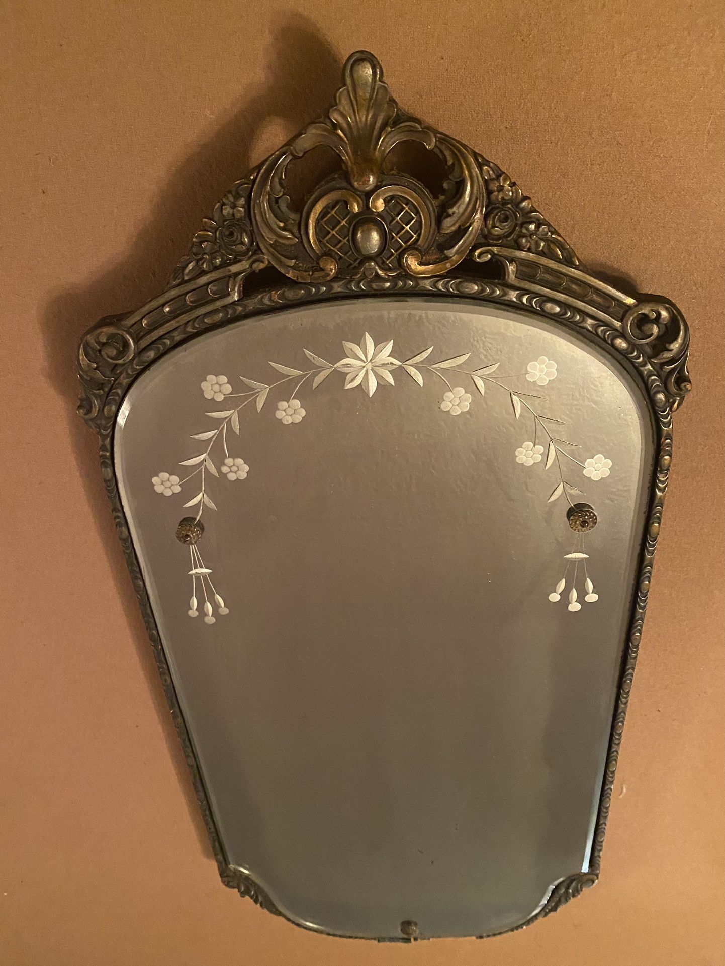 1920’s Antique Murre Companies Mirror 