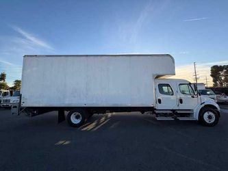 2021 Freightliner M2 106