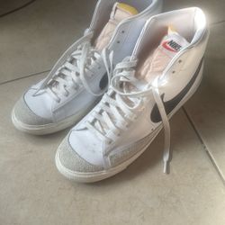 Nike blazer High
