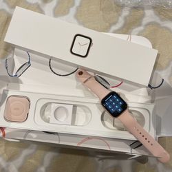 Apple Watch In Gold Color GPS 