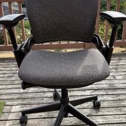 Steelcase Leap V2 Office Chair