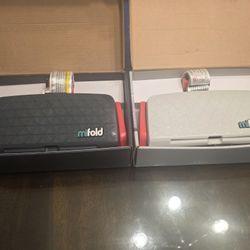MiFold - The grab- and -go-booster (Travel Car Seat