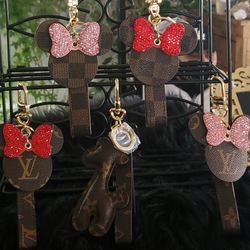 LoVe Keychains