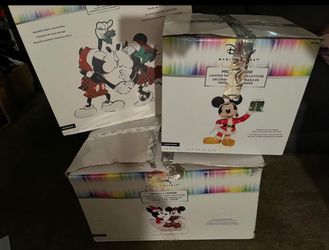 Disney Mickey & Minnie Christmas Yard Decorations Bundle