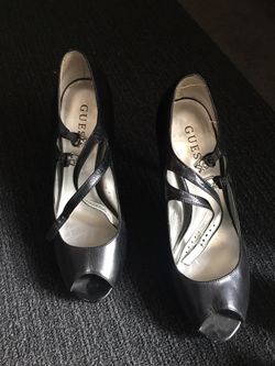Shoes size 7