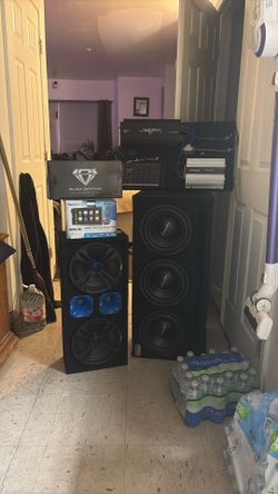 Whole System Skar With Bass Knob  Stetson Cross Over tramp 4 Channel  And Sound Stream Double Din Black Diamond 6/12 
