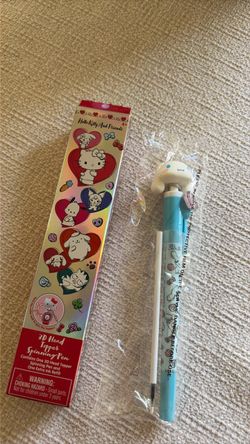 Hello kitty pens ( cinnamon roll pen )
