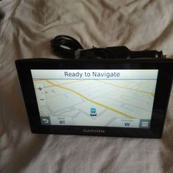 NUVI 2559LMT GPS 5" INCH LCD HD FREE MAPS TRAFFIC BLUETOOTH for Sale in Escondido, CA - OfferUp