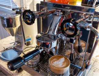Rocket espresso machine with grinder