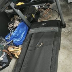 NordicTrack C 990 Treadmill 