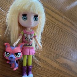 Littlest Pet Shop LPS Blythe Doll With Her Pet