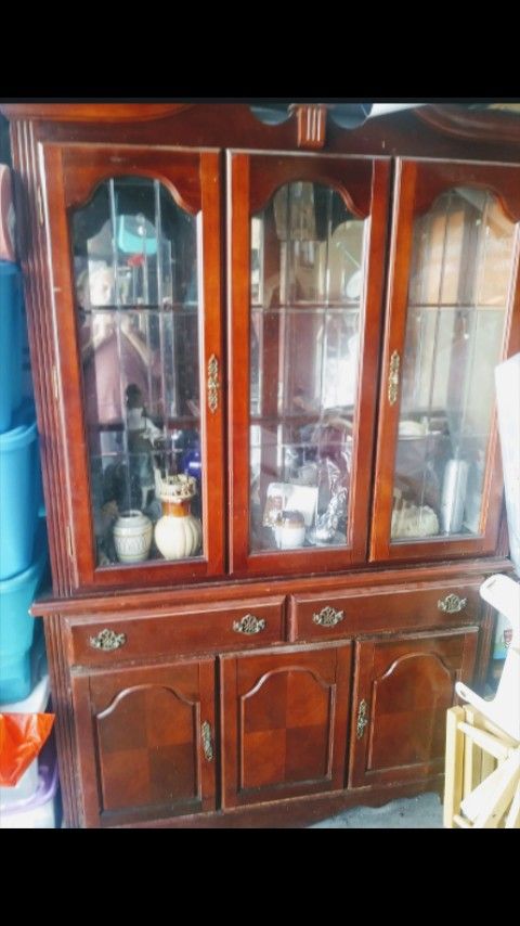 Free China Shelve cabinet