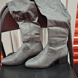 Zip Up Boot
