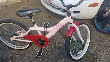 Aluminium girl bicycle