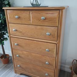 Solid Oak Wood Dresser (RARE)