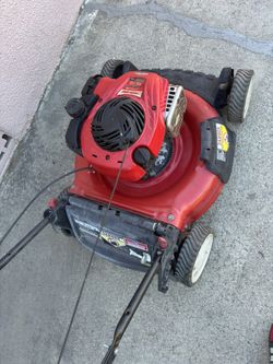 Push Mower Troy Bilt No Bag Working Good Condition Tested Before Buy It. 120$$ Cash
