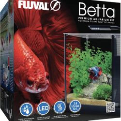 Fluval Betta 2.6 Gal Fish Tank *plenty of extra supplies Included*