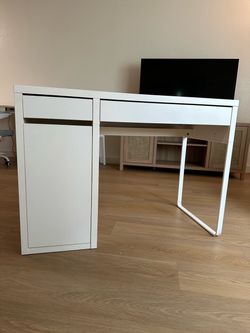 IKEA Micke White Desk with Drawers