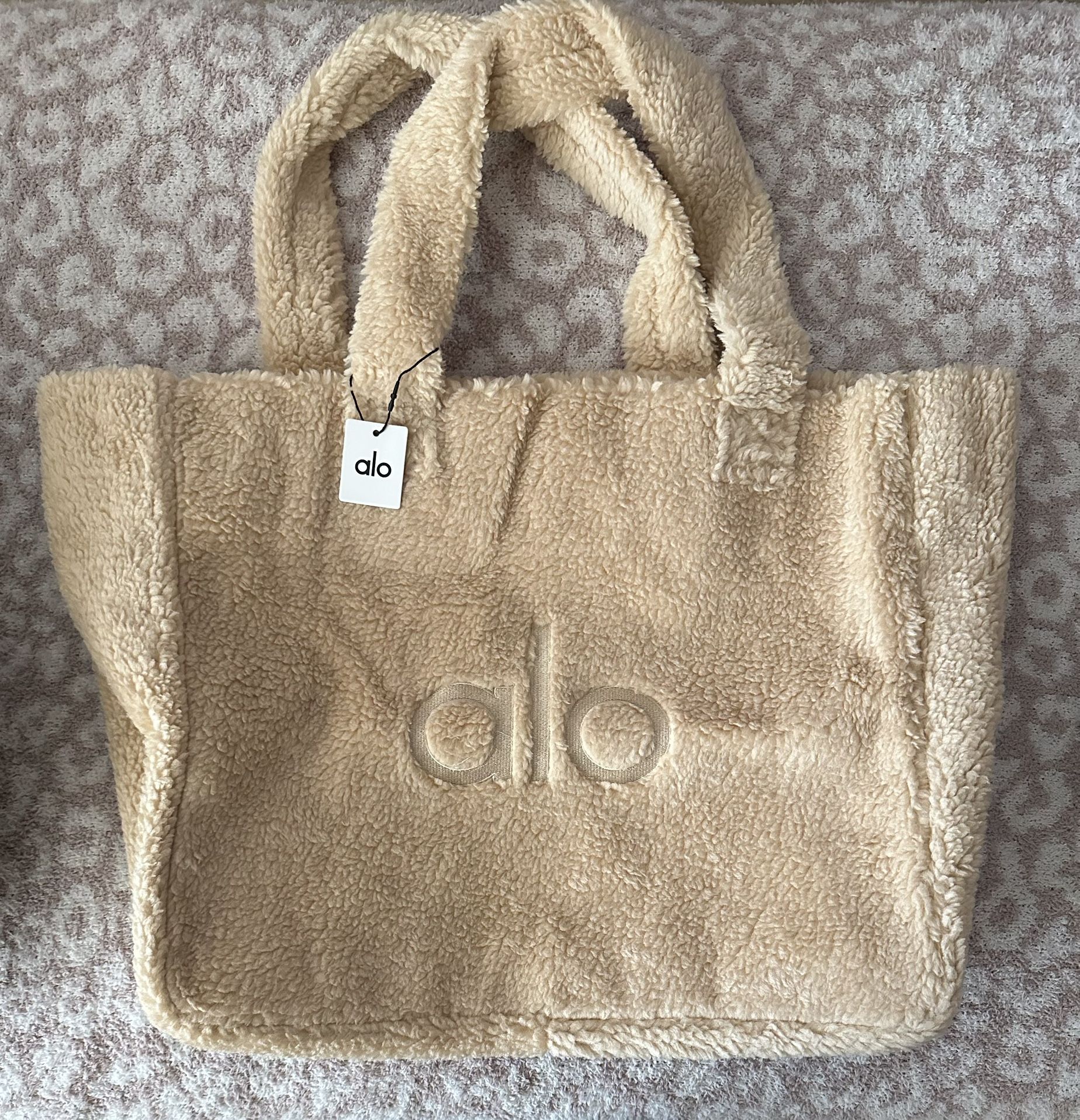Alo Camel Sherpa Bag **READ DESCRIPTION**