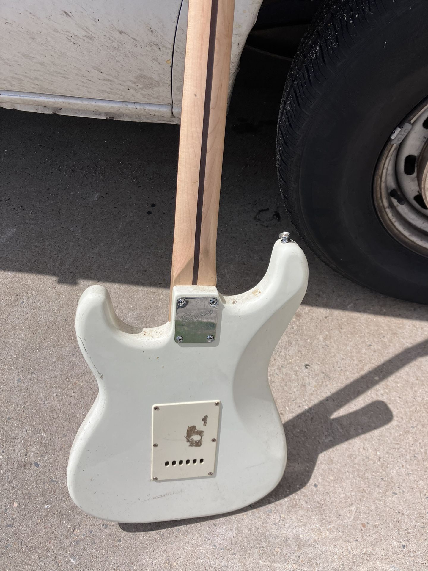 Electric Guitar  Finder  Squier 