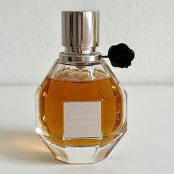 Viktor&Rolf Flowerbomb Perfume