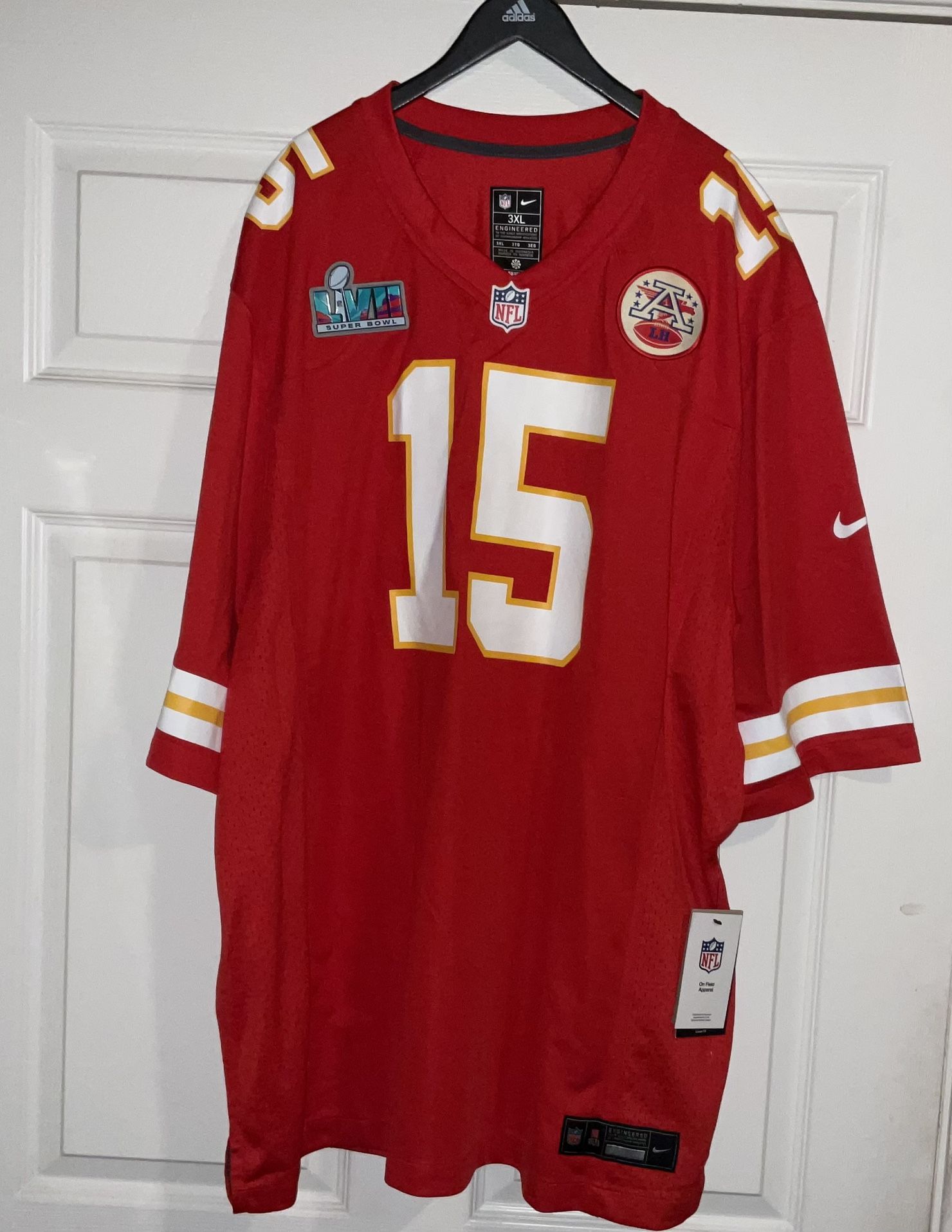 Patrick Mahomes Kansas City Chiefs Super Bowl LVII On-Field Game Jersey Men’s Size XXXL NFL Official New with tags purchased at Arrowhead Stadium 