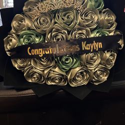 Grad Eternal Roses