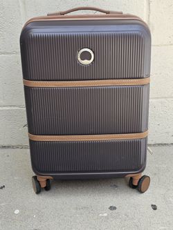 DELSEY PARIS ORIGINAL CARRYON INTERNATIONAL SUITCASE