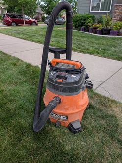 RIGID 14 gal. 6.0-peak HP wet dry shop vaccum