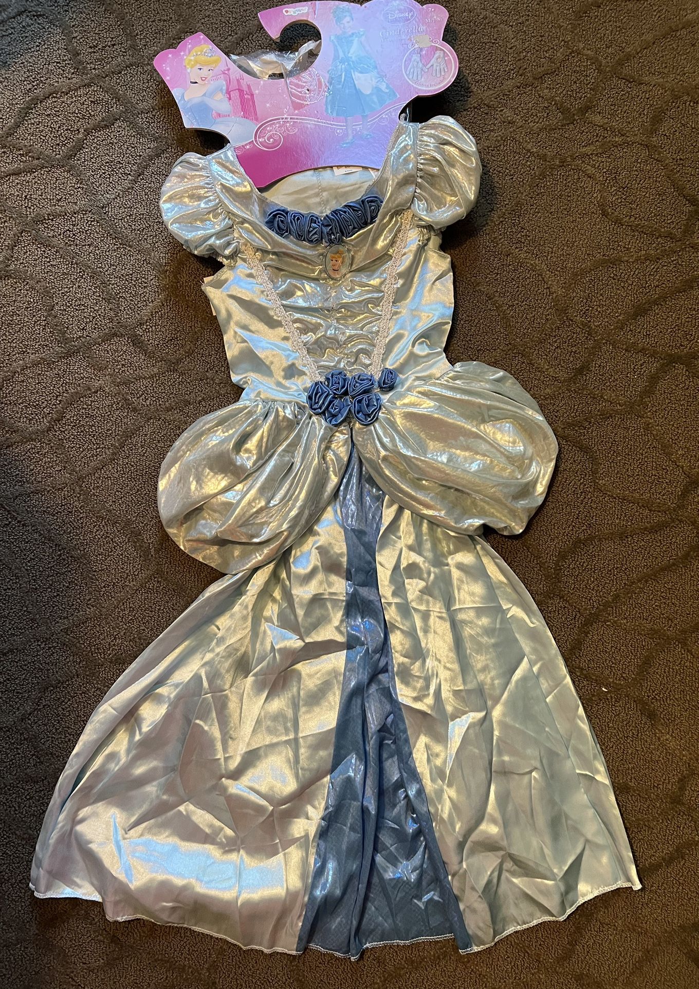 Kids Disney Princess Cinderella costume Size 7/8 