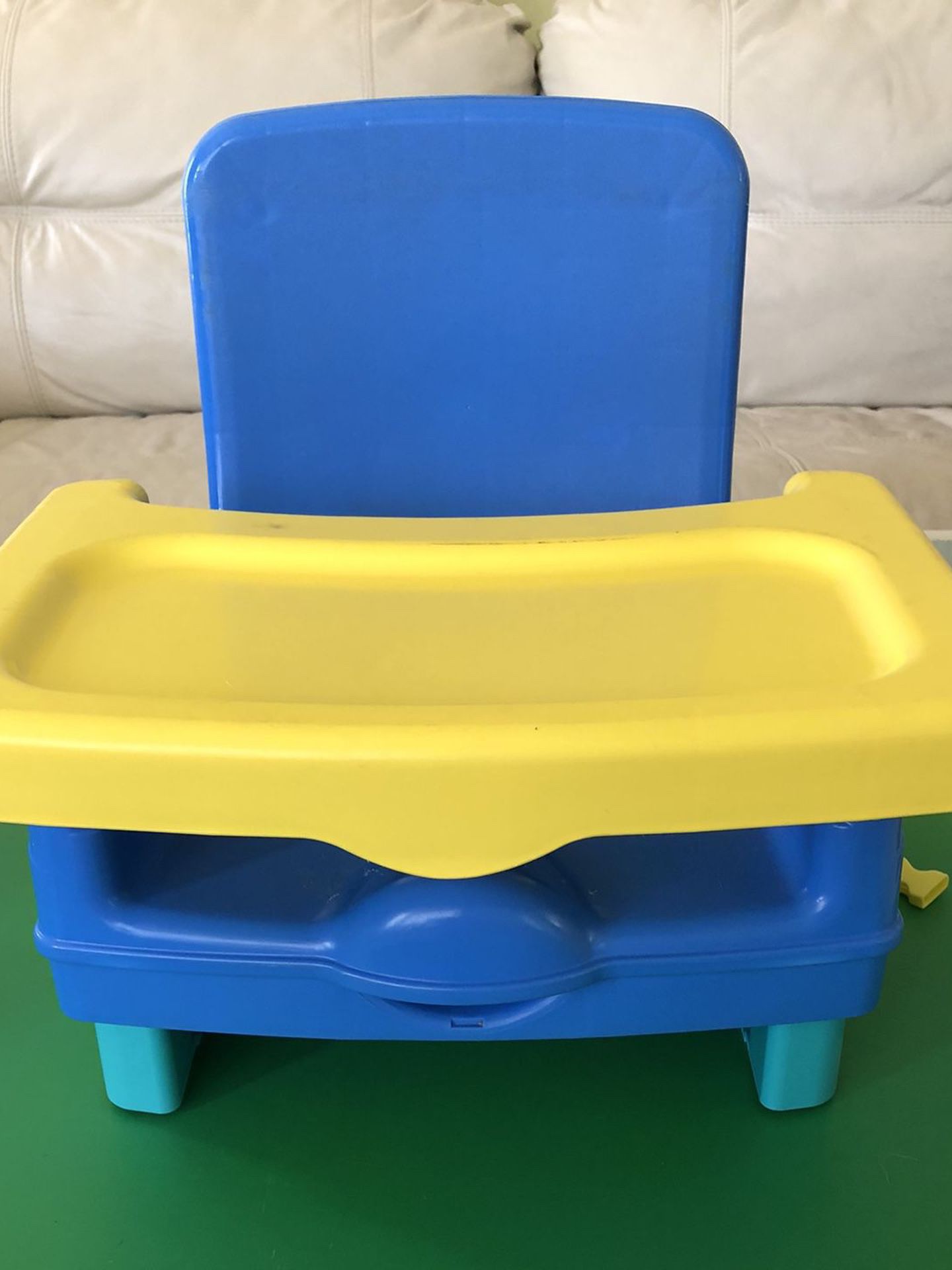 Booster Seat - Safety 1st On-the-Go Fold-Up