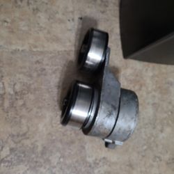 03-07 Accord V6 Belt Tensioner