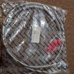 Mishimoto 4ft Stainless Steel Braided Hose w -10AN Fittings 

