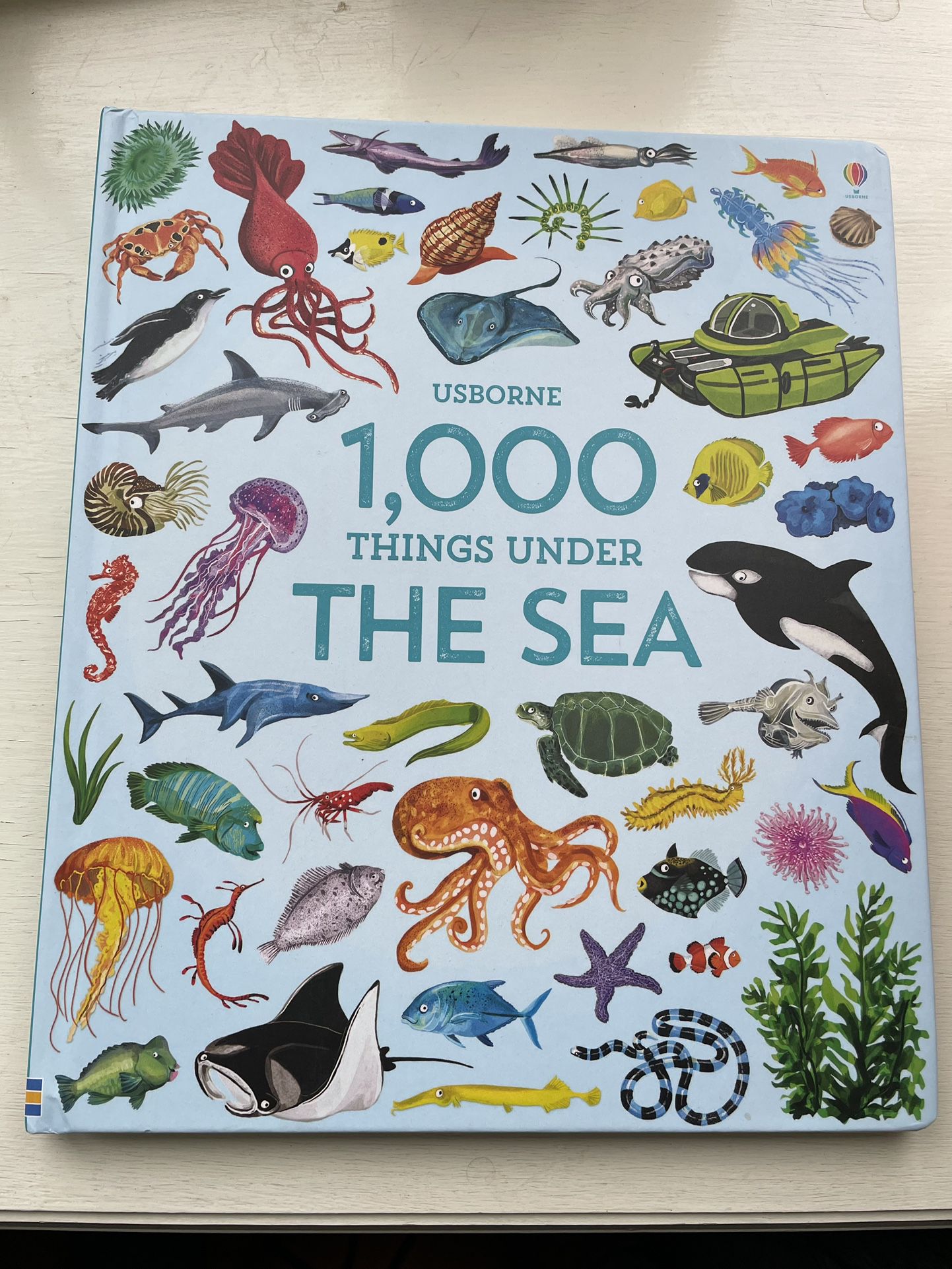 1000 Things Under the Sea - Book - New