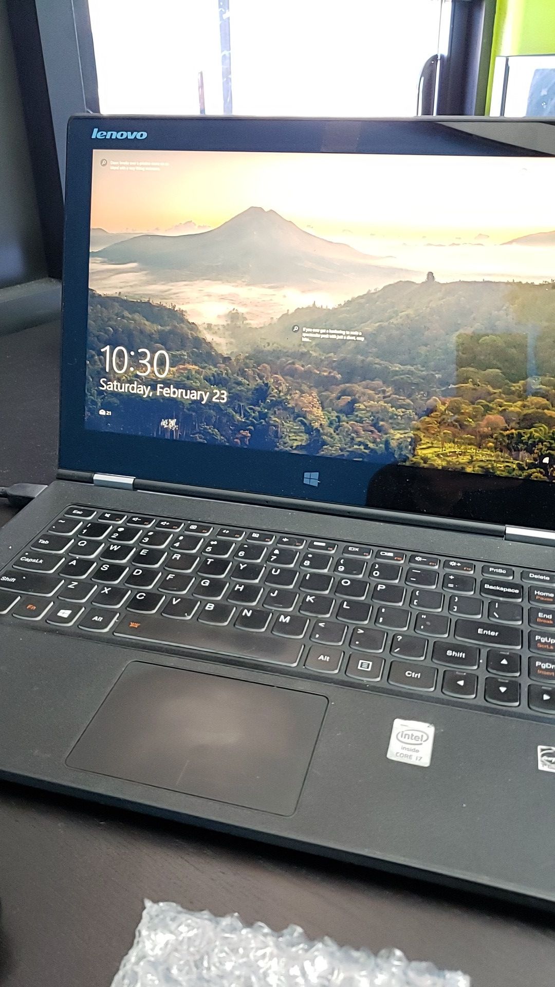 Touch screen laptop
