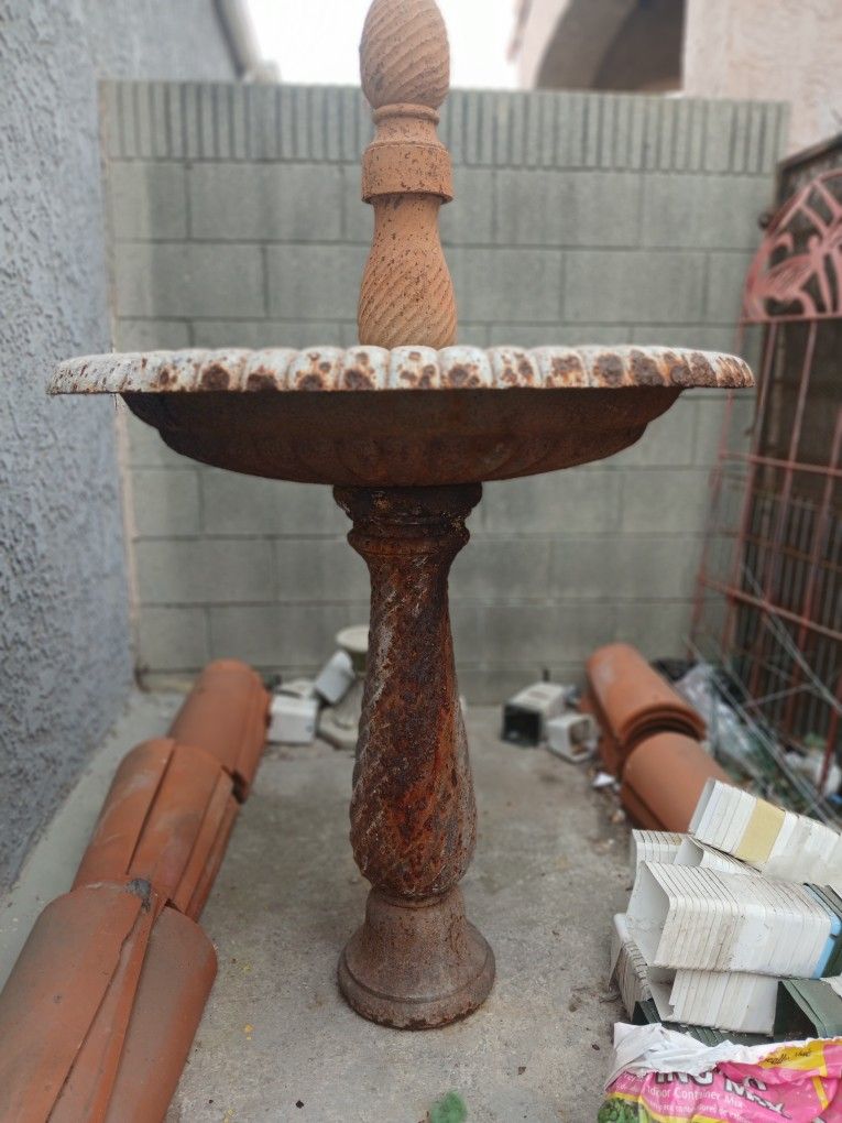 Cast IRON FOUNTAIN