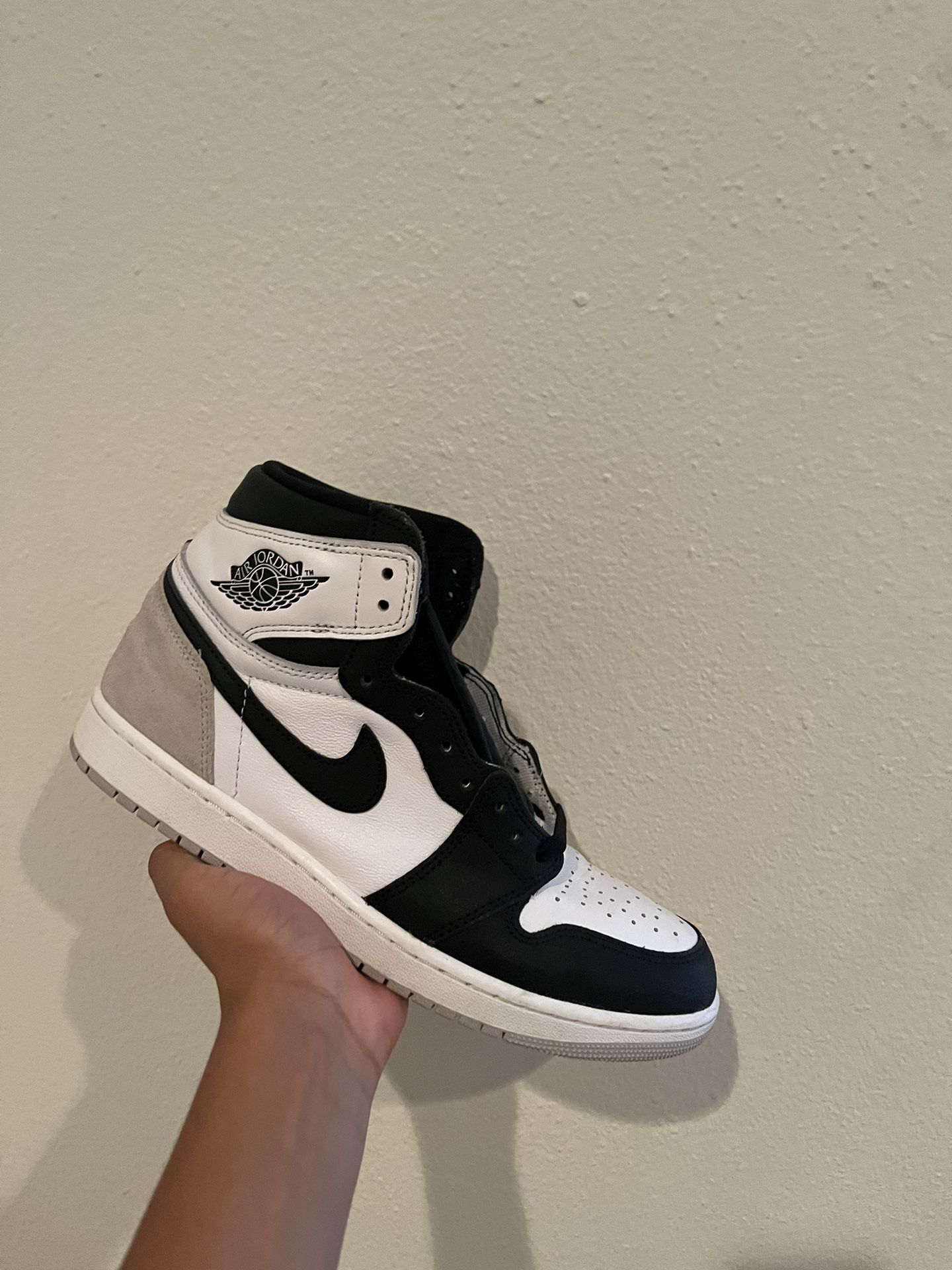 Jordan 1 Bleached Coral