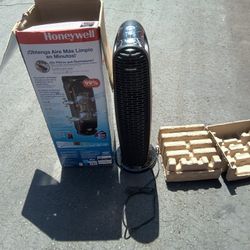 Honeywell QuietClean Oscillating Tower Air Purifier - Black, HFD230BV1

