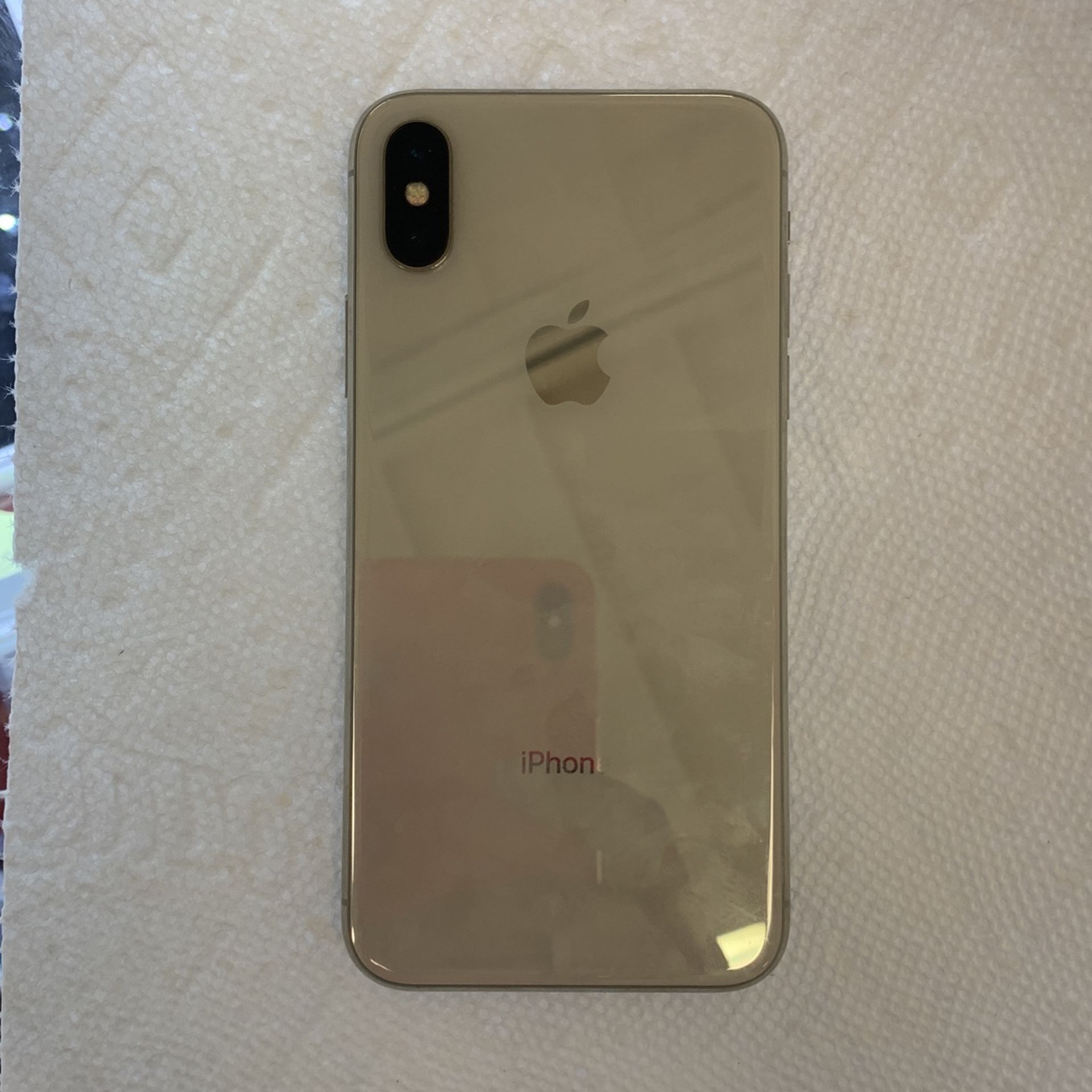 IPhone X White 64GB unlock any carrier Good Condition No Scratch No Broken