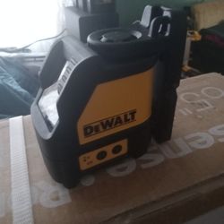 New Dewalt  Green Laser 