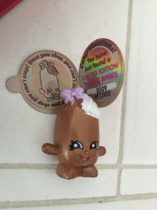 Shopkins limited edition shopkin season 1 twinky winks. Very hard to hard with certificate