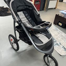 Graco fast Action Fold Jogging Stroller 