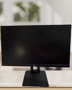 Set of 4 Black HP Monitors |  HP VH240a 23.8-inch Full HD 1080p