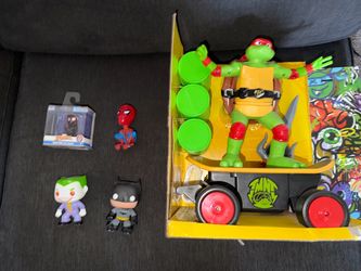 Mixed Superhero Figures & TMNT Toy Lot