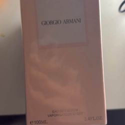 Giorgio Armani Perfume 