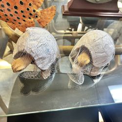 New Handcrafted Carved Coconut Bobble head Turtle 