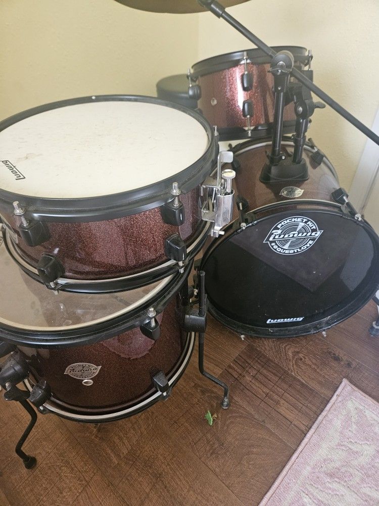 Ludwig Pocket Kit Maroon Sparkle 4 Piece