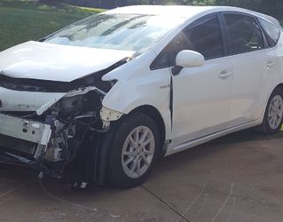 For Parts Toyota Prius V