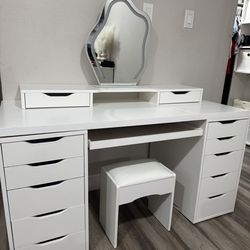 used vanity with mirror and stool